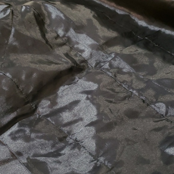 Bedspread - Picture 3 of 8